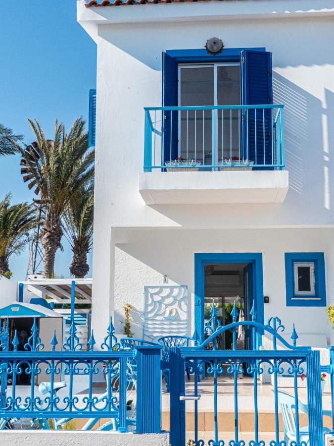 Greek Island Style 2 Bedroom With Pool Next To The Sea Ларнака