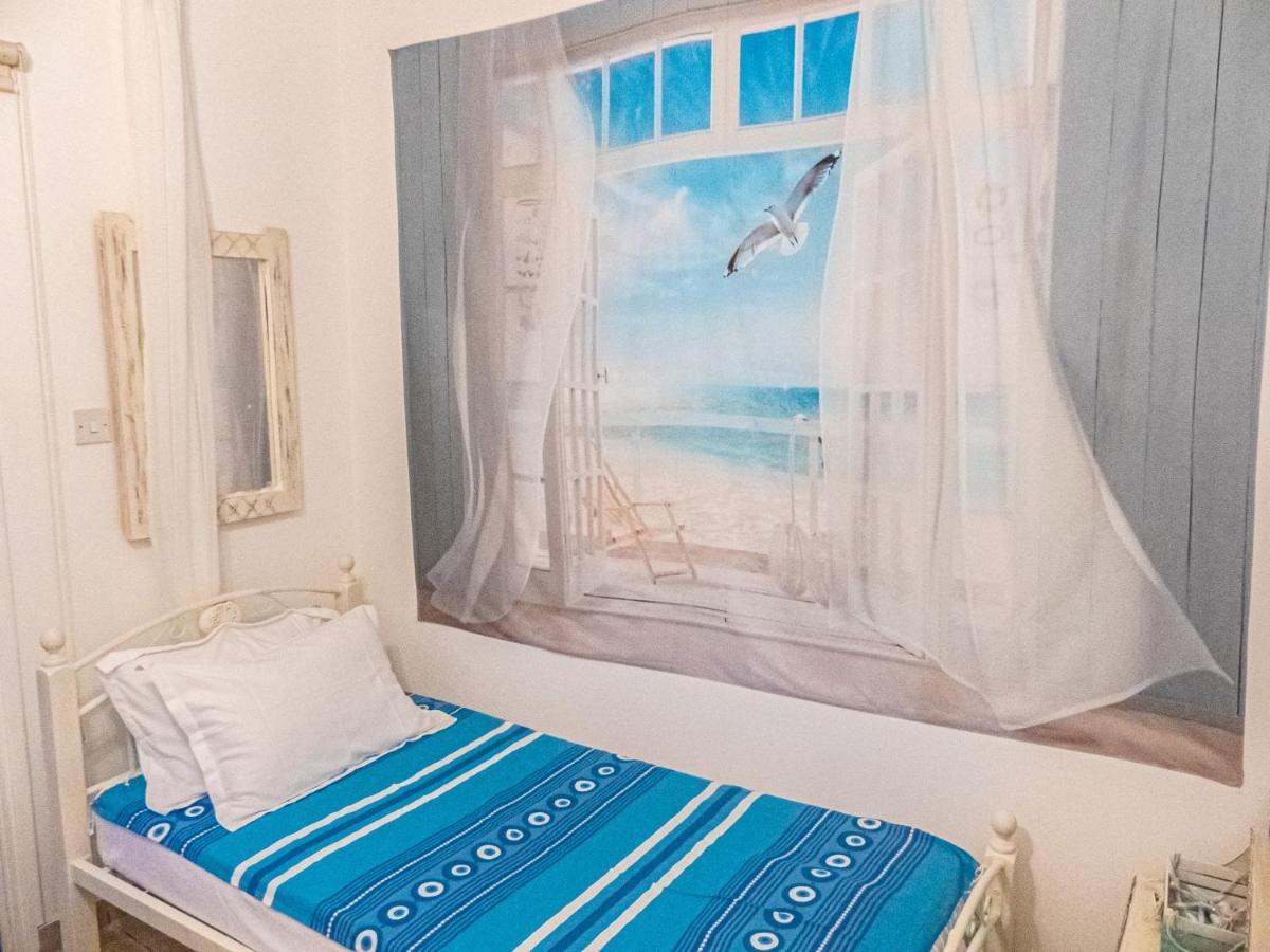 Вилла Greek Island Style 2 Bedroom With Pool Next To The Sea Ларнака